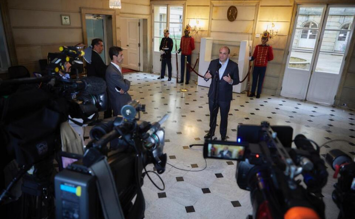 El defensor del pueblo, Carlos Camargo Assis, reveló que alrededor de 380 municipios se encuentran entre riesgo alto y riesgo extremo que resultan violatorios a los derechos humanos en plena campaña política, cuando los colombianos eligen a sus mandatarios regionales y locales el 29 de octubre del presente año.