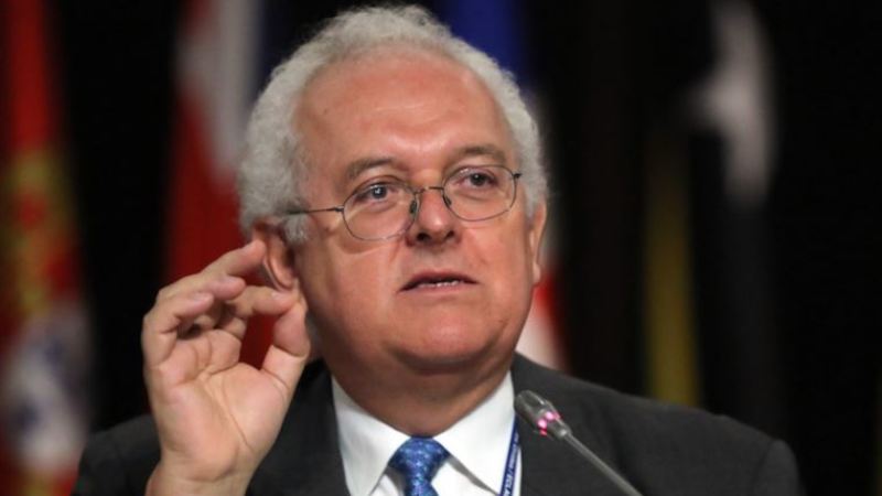 El exministro de hacienda, José Antonio Ocampo, urgió al Gobierno a que adopte una política de reactivación, ante el informe del Dane, donde revela que el Producto Interno Bruto, creció solo en un 0,3%, lo que demuestra que la economía está en pleno estancamiento.