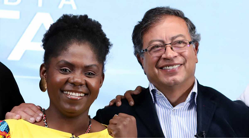 El candidato del Pacto Histórico Gustavo Petro dijo además que si Dios y los ciudadanos le dan la oportunidad de gobernar a Colombia, “estoy seguro que daré todo para no fallarles”. 