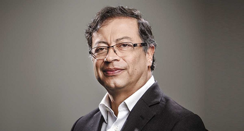 En una reunión con la dirigencia del Partido Verde y los senadores y representantes de esa colectividad, el presidente electo, Gustavo Petro, exhortó a la sociedad colombiana para que se “organice y movilice” y así acompañe las reformas fundamentales, “paralelamente al esfuerzo legislativo”, con el objeto de sacar adelante en el Congreso los proyectos que reclama Colombia.