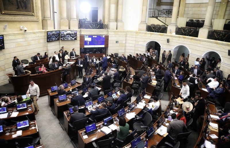 La medida aplica para las elecciones posteriores al año 2026 y se implementaría de manera progresiva. Jornadas electorales serían de nueve horas, de ocho de la mañana a cinco de la tarde.
