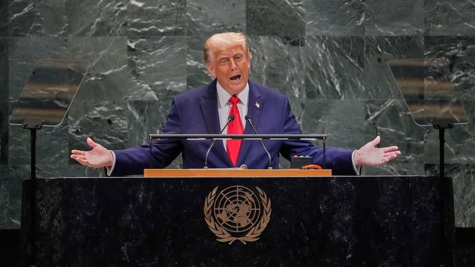 El presidente estadounidense se lanza contra la migración irregular y rechaza el amplio reconocimiento al Estado palestino en un incendiario mensaje donde también se fue en contra del presidente de Venezuela, Nicolás Maduro a quien acusó de dirigir redes criminales y de narcotráfico.