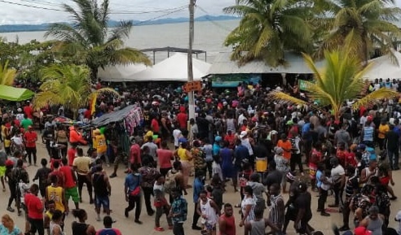 Migración Colombia le informó al Congreso de la República que en lo que va corrido del 2021 se han registrado 32.824 detenciones de casos asociados con tráfico de migrantes en Necoclí, “lo que evidencia un aumento significativo de la migración irregular Sur-Norte”.