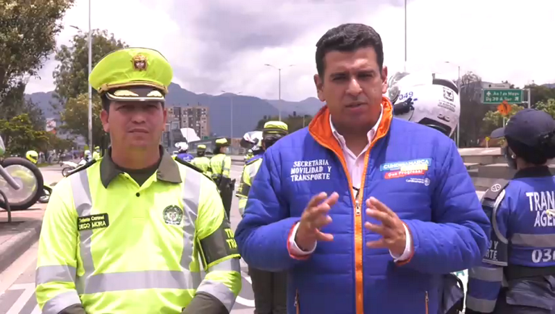No podrán circular vehículos de carga de más de 3,4 toneladas en los corredores viales desde hoy a las 3 p.m. hasta las 11 p.m., mañana sábado desde las 6 a.m. hasta las 5 p.m. y el lunes la restricción será desde las 10 am hasta las 11 p.m.
