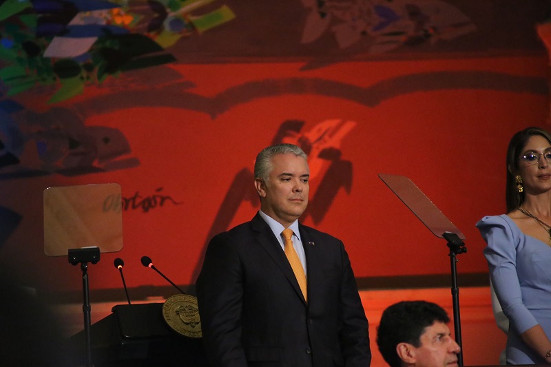 Al instalar las sesiones ordinarias del Congreso para el periodo 2022-2026, el presidente de Colombia, Iván Duque, en un discurso de 40 minutos, hizo una defensa y logros de su gestión, al anunciar que a partir del 7 de agosto cuando deje el poder “mi voz estará siempre atenta para construir y edificar soluciones para nuestra Nación” y le dijo a sus opositores que no los reconocerá como enemigos políticos.