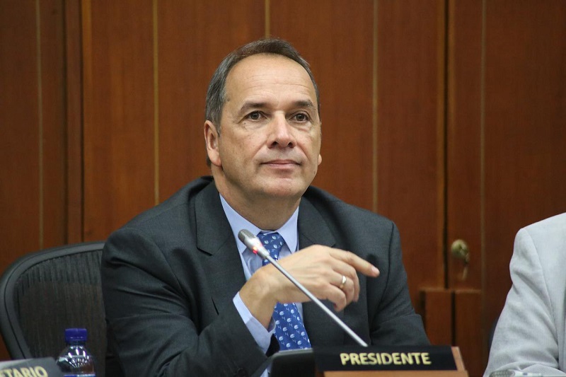 “Mentirosos” califica el senador Durán a quienes afirman que está apoyando a Iván Cepeda a la presidencia de Colombia