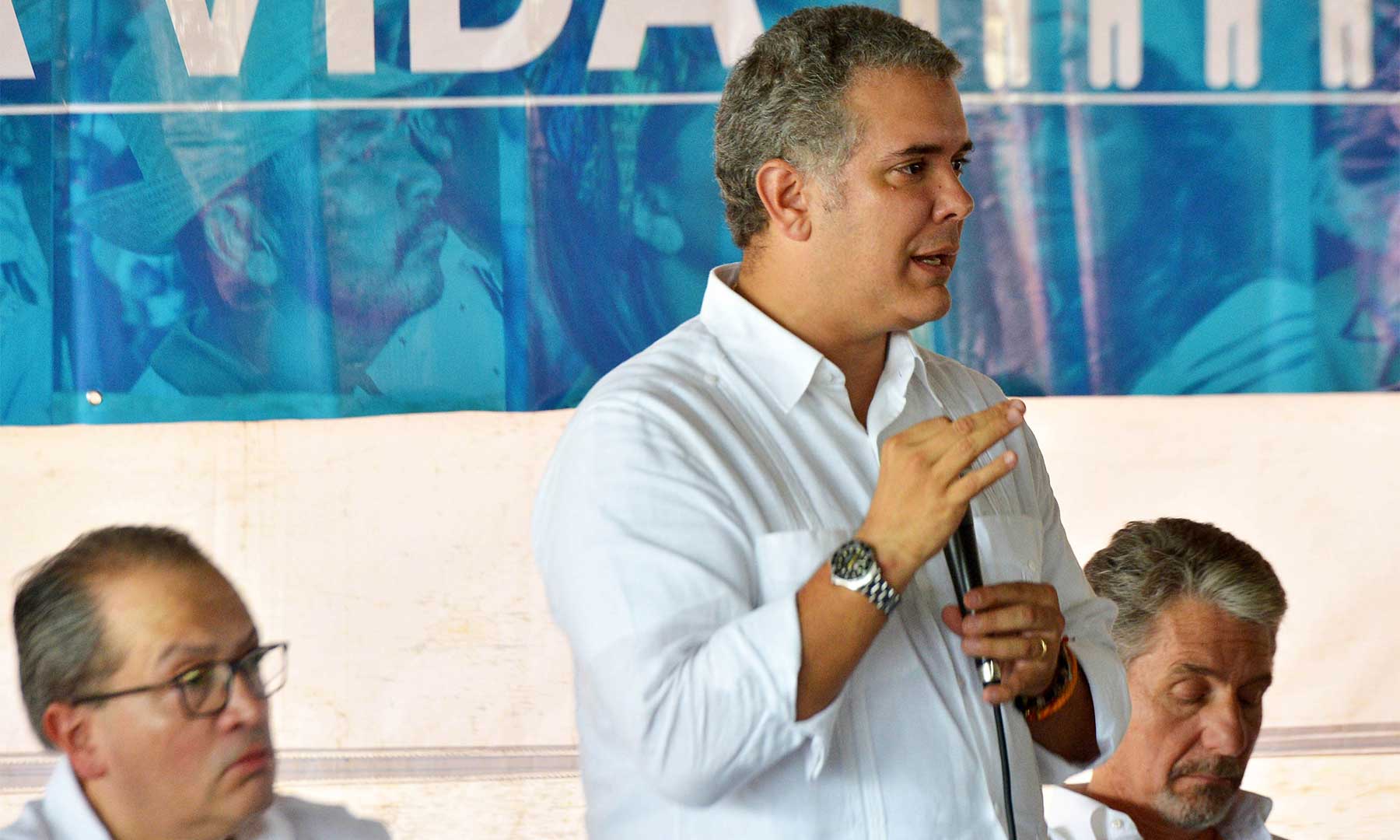 El jefe de Estado señaló que los colombianos lo que quieren es que el Estado no sea el que termine pagando con sus impuestos por hechos terroristas de otras personas, que tanto le dolieron a la Nación.