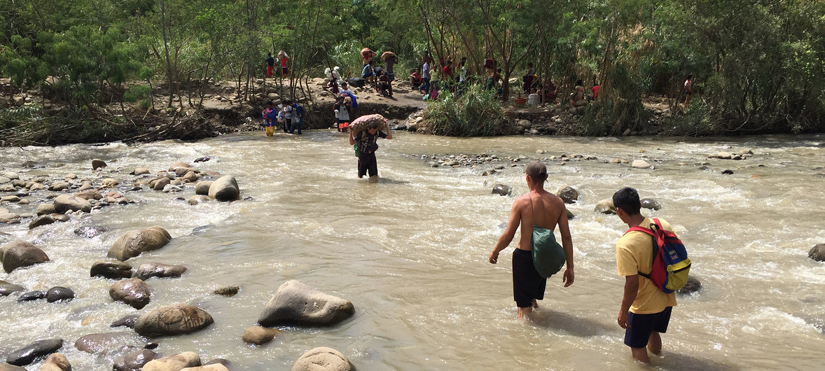La cifra de venezolanos que han abandonado su país alcanza los 3,4 millones, según las agencias de la ONU para los refugiados y migrantes. Los países en América Latina y el Caribe han acogido a unos 2,7 millones de venezolanos.