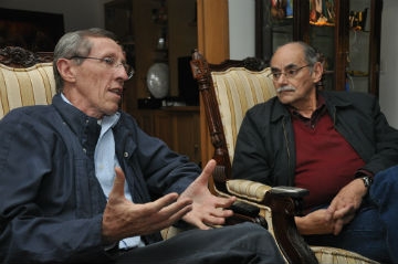 La propuesta del Centro Democrático para establecer una constituyente con el objeto de hacer una reforma al sistema judicial en Colombia sigue siendo rechazada, esta vez por los copresidentes de la Asamblea Nacional Constituyente Antonio Navarro Wolff y Horacio Serpa Uribe.