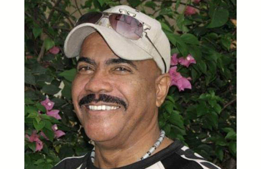 Con el guajiro ejemplar Lenín Bueno Suárez, se nos fue tempranamente, con sólo 69 años de edad, un gran cultor, promotor y prolífico compositor de nuestra música vernácula. De él podemos decir, con antonio machado, que hizo camino al andar al vallenato.