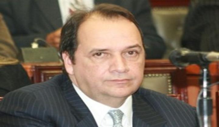 Senador Jaime Duran Barrera contra el alcalde Hernández