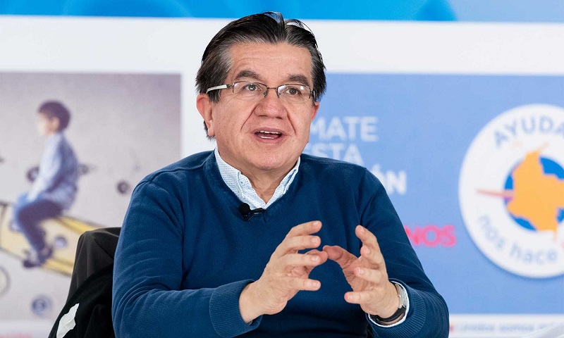 Foto: César Carrión Tras afirmar que el compromiso del Gobierno Nacional con Bogotá “es absoluto” en el apoyo para superar la pandemia del covid-19, el Ministro de Salud, Fernando Ruiz, dijo que la capital, “al igual que las demás ciudades del país, tiene que también hacer un esfuerzo muy importante, propio, para adquirir estos equipos (ventiladores)”.