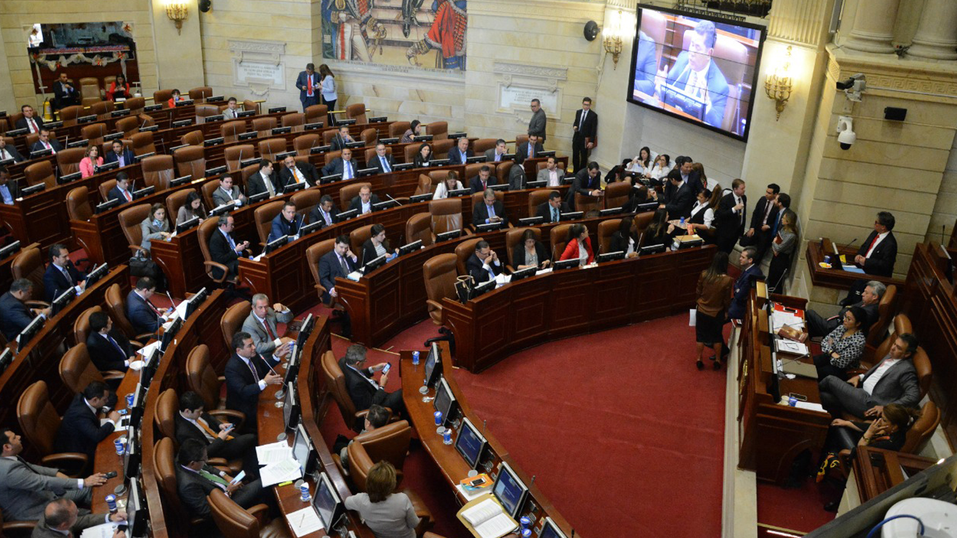 Se aprobó en primer debate el proyecto de Ley de Financiamiento que busca solucionar el déficit fiscal del Presupuesto General de la Nación para la vigencia del año 2019.