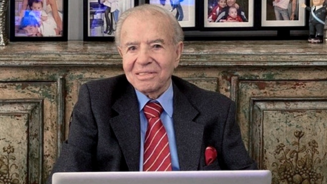 Falleció este domingo el exPresidente de Argentina Carlos Menem a los 90 años de edad. Así lo confirmó a medios internacionales su hija Zulema Menem.