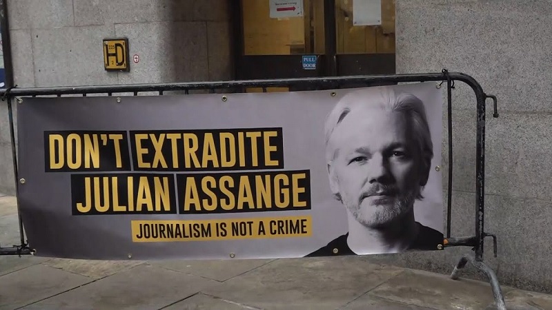 Tribunal británico rechazó la petición de extradición de EE.UU. del fundador de WikiLeaks, Julián Assange, que afronta cargos por espionaje y piratería informática, 