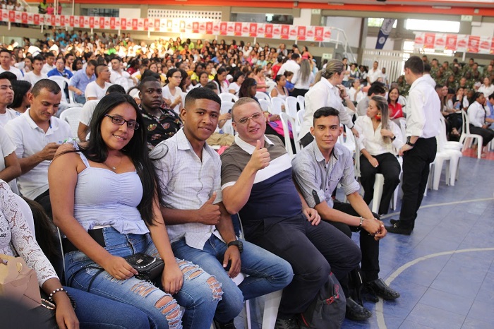 Prosperidad Social inició segunda entrega de incentivos ordinario y extraordinario a Jóvenes en Acción. 134.550 estudiantes de 214 municipios están recibiendo el abono de las transferencias monetarias del programa en su MoviCuenta del Banco Agrario, que les permitirá hacer transferencias y pagar servicios públicos.