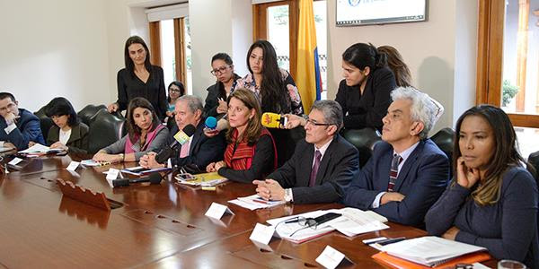 “Conmemorar el Bicentenario del Nacimiento de la República de Colombia es una ocasión para unirnos los colombianos, para pensar nuestro país hacia el futuro”, sostuvo la Vicepresidenta de Colombia Marta Lucía Ramírez, al instalar la Comisión de Expertos del Bicentenario de la Independencia  y de la Ruta Libertadora.