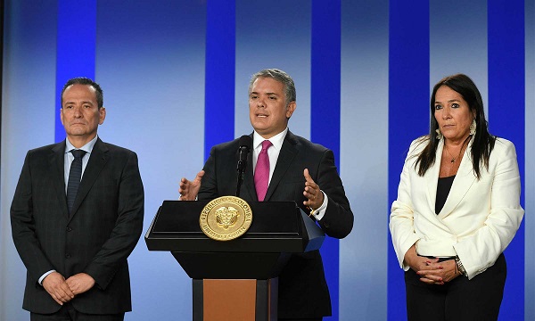 El Presidente de la República Iván Duque Márquez, anunció un proyecto de ley con mensaje de urgencia, para prorrogar durante un período de 10 años más la Ley de Víctimas, cuya vigencia es hasta el 2021, decisión que tomó después que el Director de la Unidad para las Víctimas Ramón Rodríguez señaló en forma contundente ante la Corte Constitucional que falta recorrer un largo camino para cumplirles a más de 8 millones de víctimas del conflicto armado. 