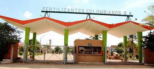 Los pensionados de la empresa FERTILIZANTES COLOMBIANOS S.A., de la cual es dueña la Gobernación de Santander, no solo sufren por la actual pandemia ocasionada por el coronavirus, sino también “por su vejez, y por la indiferencia y abandono que muestra la administración departamental en la solución del problema pensional”.