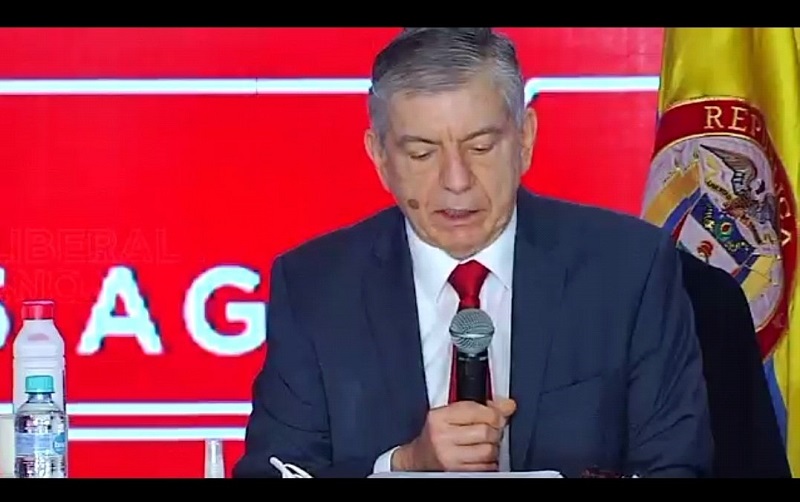 Durante el VIII Congreso Liberal del Partido Liberal, que deliberó de manera virtual, el expresidente César Gaviria Trujillo, fue reelegido por 752 votos como jefe único de la colectividad, donde se despachó contra el presidente Iván Duque Márquez, al señalar que el Gobierno no tiene rumbo, es pesado burocráticamente, lejano y distante de la gente y no conecta con el pueblo.