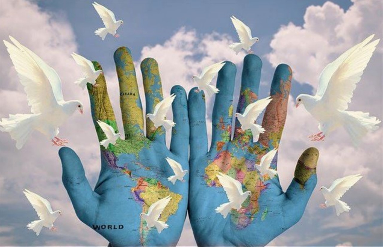 Cada año, el 21 de septiembre, se celebra el Día Internacional de la Paz, en todo el mundo. La Asamblea General concibe a esta fecha como día dedicado al fortalecimiento de los ideales de paz, tanto entre todas las naciones y todos los pueblos, como entre los miembros de cada uno de ellos.