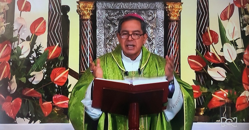 El arzobispo de Bogotá, Monseñor Luis José Rueda Aparicio, hizo un contundente llamado a todos los colombianos para que no se siga aplicando justicia “por nuestra mano, no vayamos a eliminar al otro, a quitarle la vida porque me hace estorbo y me hizo el mal” y fue enfático en señalar que se necesitan profetas de la reconciliación para salvar vidas en Colombia.