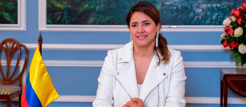 La primera dama de la nación, María Juliana Ruíz afirmó que Colombia ha recogido a más de 1,7 millones de ciudadanos de Venezuela, siendo la segunda nación en migraciones masivas después de Siria y fue precisa en destacar que se ha logrado reducir en un 95% el tránsito de personas por pasos ilegales con el vecino país, después del cierre de la frontera, lo que ha permitido una identificación y una capacidad de atención oportuna a toda esta población.
