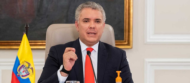 El presidente de la República, Iván Duque Márquez, anunció que a partir del 1 de septiembre Colombia pasa del Aislamiento Preventivo Obligatorio a la fase de Aislamiento Selectivo, para seguir enfrentando la pandemia del COVID 19, medida que pretende seguir moderadamente reactivando la economía a través de pilotos. 