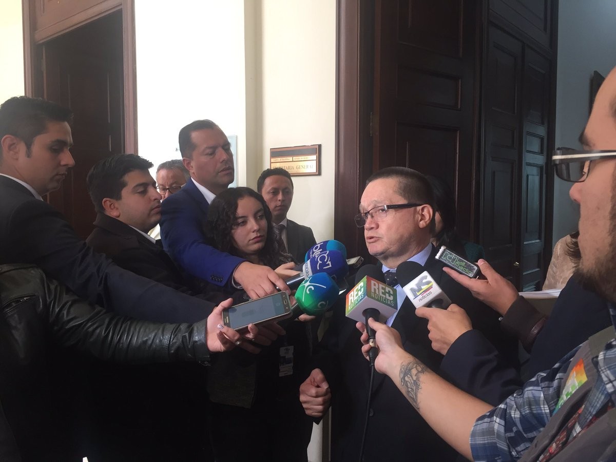 Los senadores liberales en una declaración a la opinión pública fueron contundentes en afirmar que “de ninguna manera aprobarán en el Congreso de la República, norma alguna que ponga en riesgo, ni siquiera la restricción de la acción de tutela, ni en su contenido, ni en su alcance, ni en sus procedimientos”.