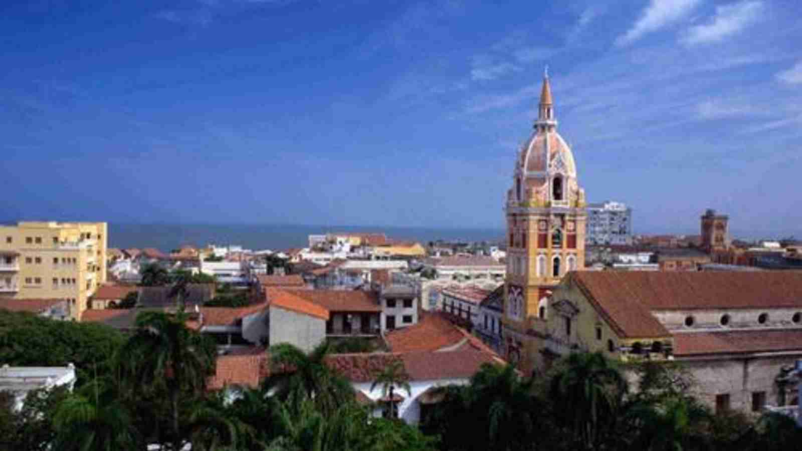 Mas de un millu00f3n de personas angalanan a la capital del departamanto de Bolu00edvar.