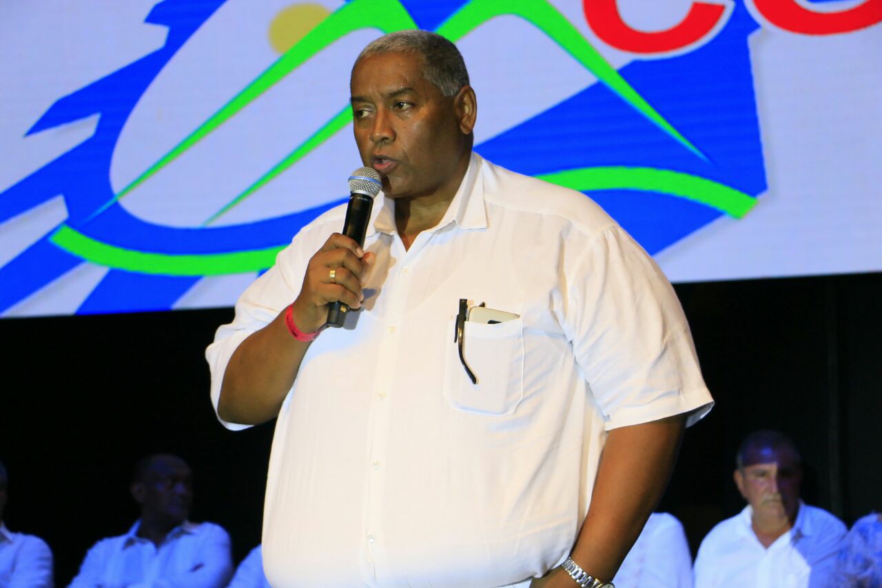 El alcalde del municipio de Codazzi en el departamento del Cesar, Luis Vladimir Peñaloza Fuentes, se reunió con directivas del ministerio de transporte y la dirección nacional de Invias, para socializar la construcción del acueducto de este Municipio.