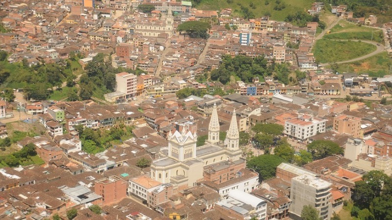 Así lo informó la Defensoría del Pueblo al advertir que Andes, Betania, Ciudad Bolívar, Hispania, Jardín y Salgar, están afectados por la confrontación entre la llamada ‘Oficina” y las AGC.