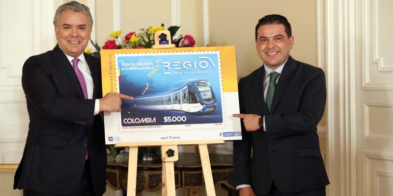En desarrollo de la firma del acta de inicio del Regiotram de Occidente, en presencia del presidente de la República Iván Duque y del Gobernador de Cundinamarca, Nicolás García, se autorizó también la emisión postal de la estampilla alusiva a este sistema regional de transporte férreo, una de las iniciativas de mayor impacto en el país en materia de movilidad.