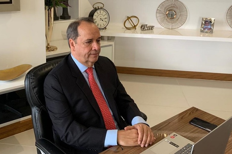 Un llamado al Gobernador de Santander Mauricio Aguilar para que evalúe la situación del covid19 en el departamento y establezca si es viable la reapertura de los sectores económicos, hizo el senador Jaime Durán Barrera, quien señaló que la crisis sanitaria en esa región  en estos momentos es diferente a otras del país.